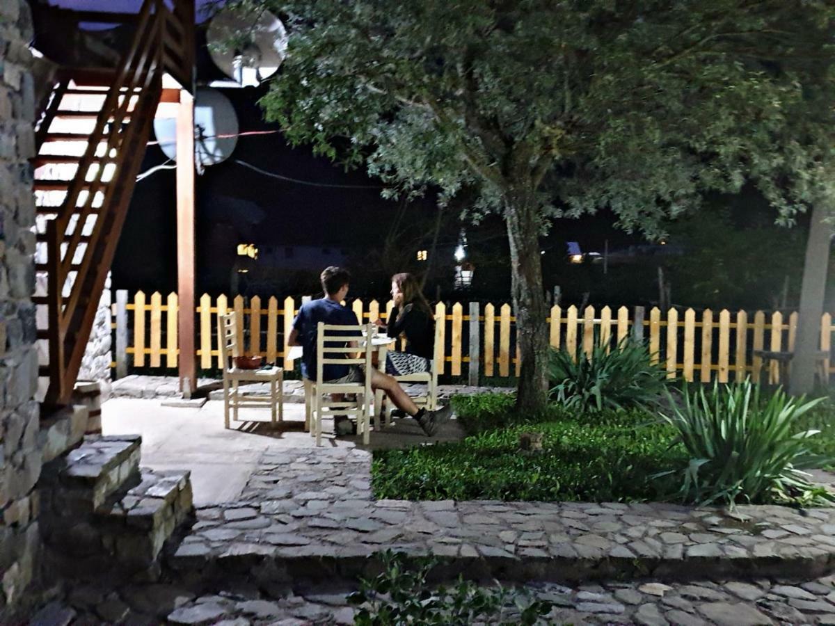 Guest House Flodisa Theth Esterno foto